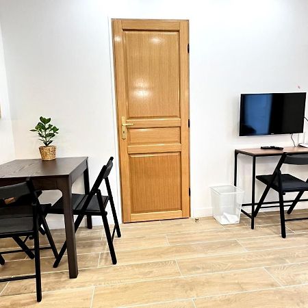 New Inn パリ エクステリア 写真